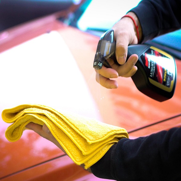 Chai xịt phủ bóng nhanh, chống bám nước sơn xe ô tô Luxury Gloss W-207 500ml Soft99