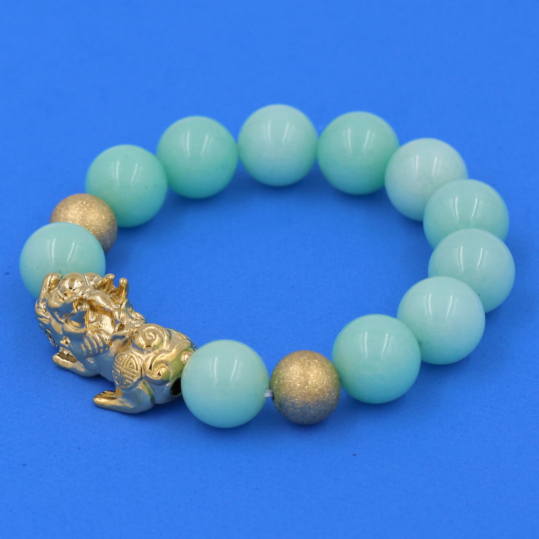 Vòng chuỗi đeo tay đá ngọc bích xanh 14 ly  charm tỳ hưu và bi inox vàng, vòng tay chuỗi hạt