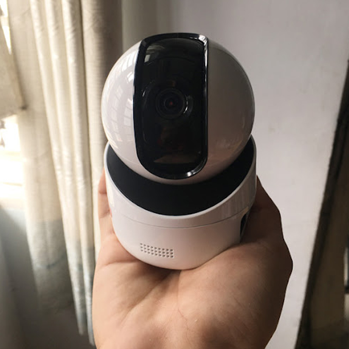 Camera IP WIFI quay quét 2MP HIKVISION DS-2CV2Q21FD-IW hàng chính hãng Nhà An Toàn