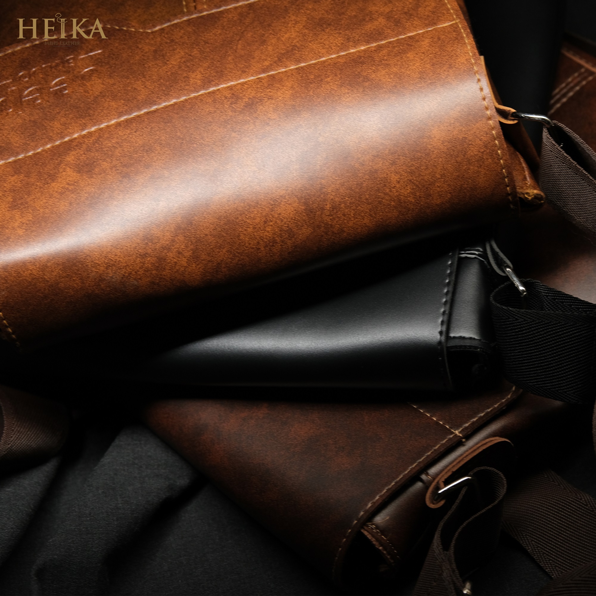 Túi đeo chéo nam thời trang hàn quốc đựng vừa ipad thương hiệu Heika