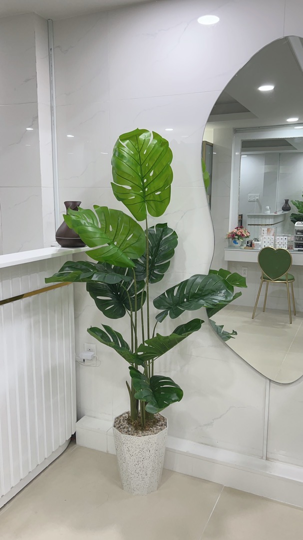 Cây giả – Cây trầu bà lá xẻ nam mỹ monstera giả – Chậu gồm 3 nhánh 18 lá – Cao 130 cm – Cây lá rùa, lá rách – Cây nội thất giả, hoa lụa trang trí decor