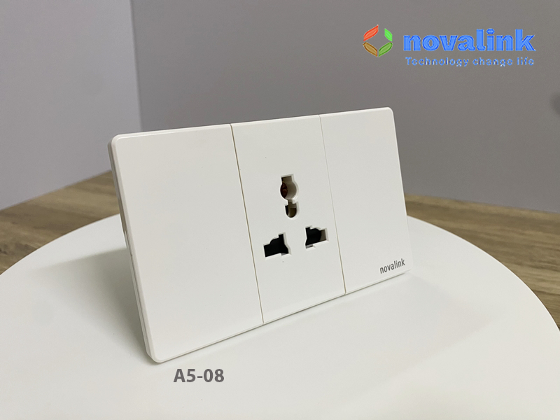 Ổ cắm điện 3 chấu đa năng A5-20 Novalink chính hãng, mặt chống cháy, lõi đồng nguyên chất. Có xuất hóa đơn VAT