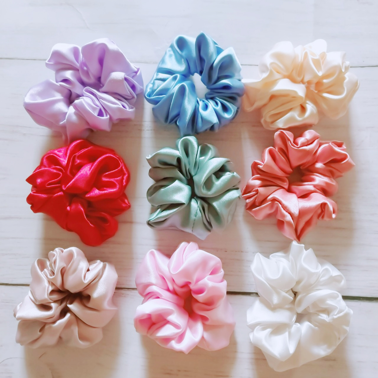 Combo 9 dây buộc tóc Scrunchies hottrend chất liệu phi bóng cao cấp - Màu Ngẫu Nhiên