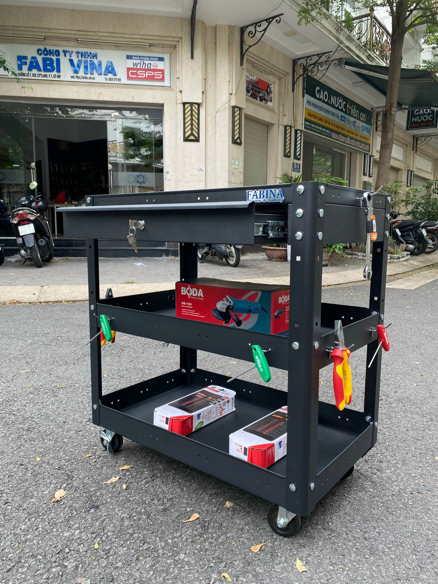 Xe đẩy 3 ngăn 1 hộc kéo màu đen