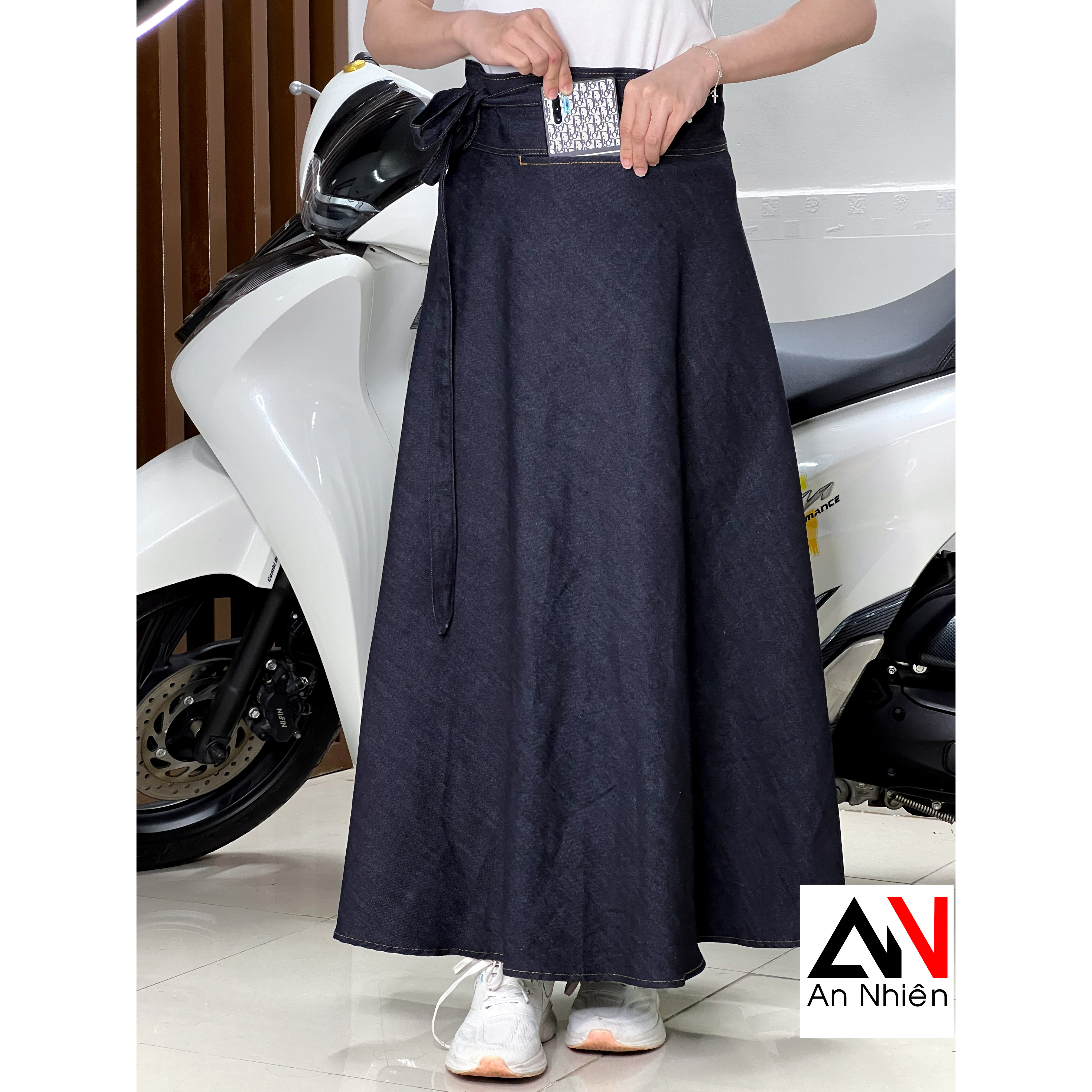 váy chống nắng cột dây chất liệu jean free size eo dưới 100cm