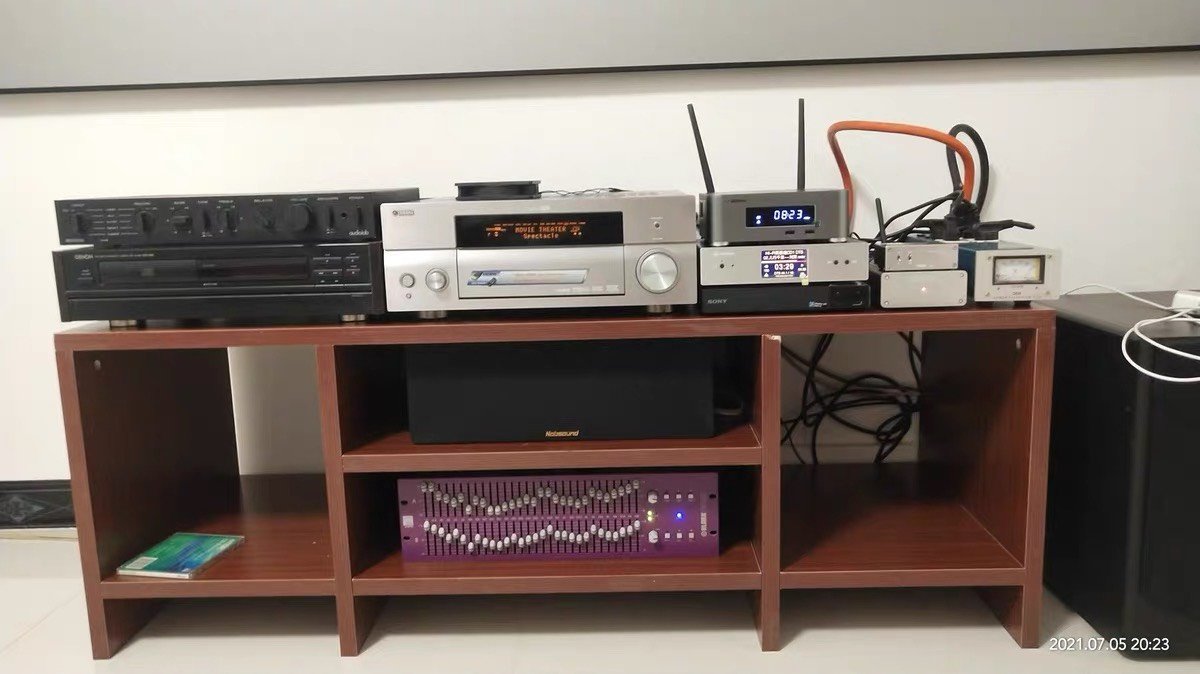 Kệ tivi gỗ để sàn dài 1m MDF chống ẩm nhập khẩu phong cách châu âu hiện đại cổ điển và sang trọng