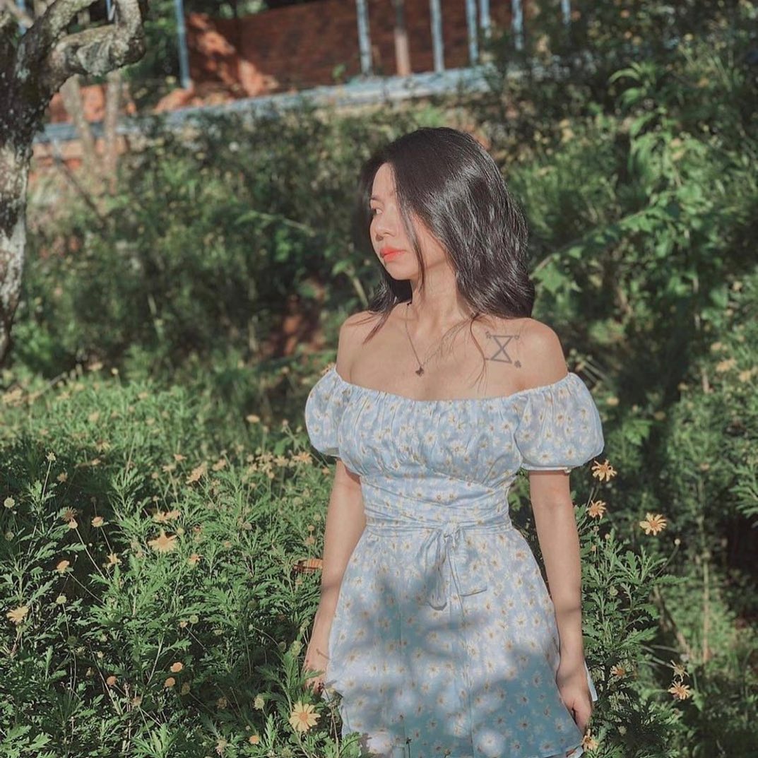 Jumpsuit Hoa Xếp Ly Ngực Thắt Dây Eo - Hậu Nguyễn Store