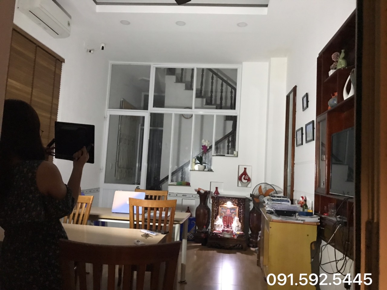 Đèn Năng Lượng Mặt Trời