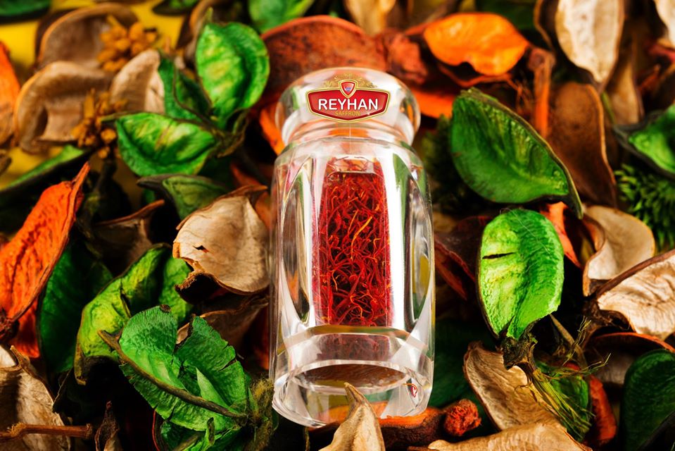 Reyhan Saffron - nhụy hoa nghệ tây cao cấp (hộp 5 gram) tặng chai thủy tinh 500ml