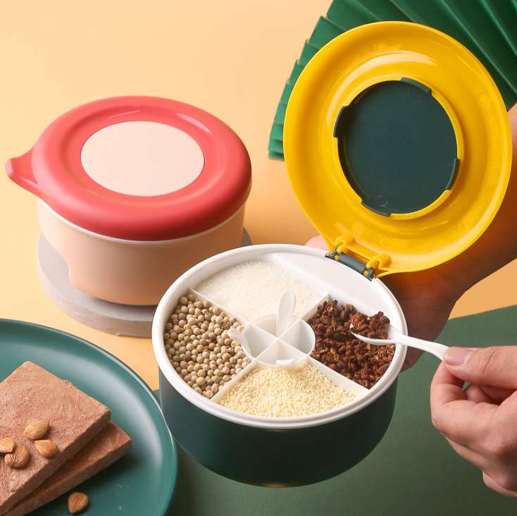 Hộp Đựng Gia Vị 4 Ngăn Kèm Muỗng