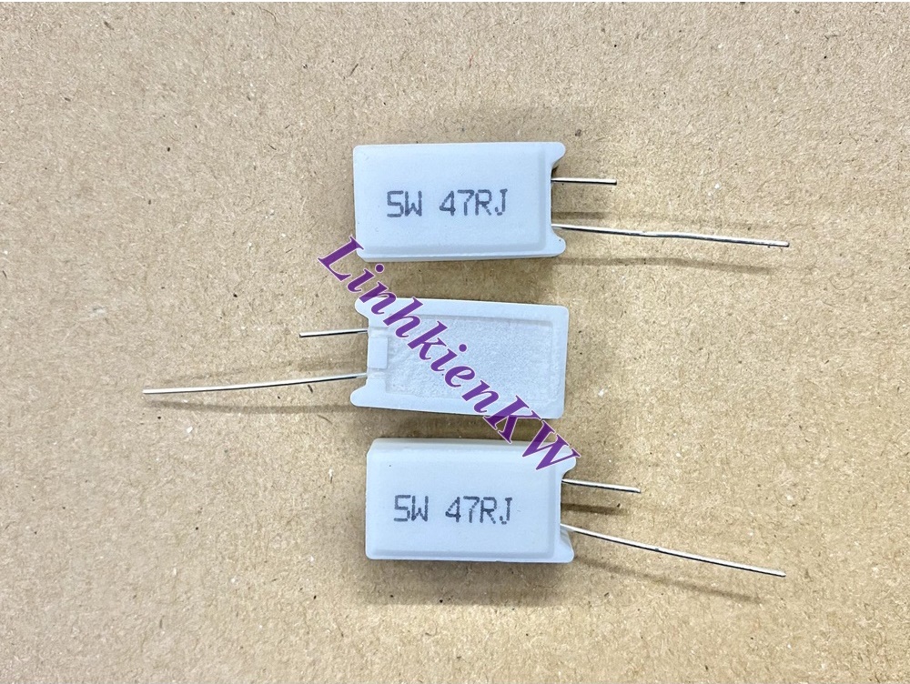 Trở Sứ Cắm 5W 47RJ 1% Chân Đồng, Mới 100%.