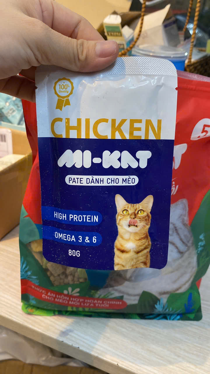 TẶNG 1PATE BÊN TRONG - TÚI 1KG HẠT MIKAT5 - 10 VỊ CÁ HỒI DÀNH CHO MÈO