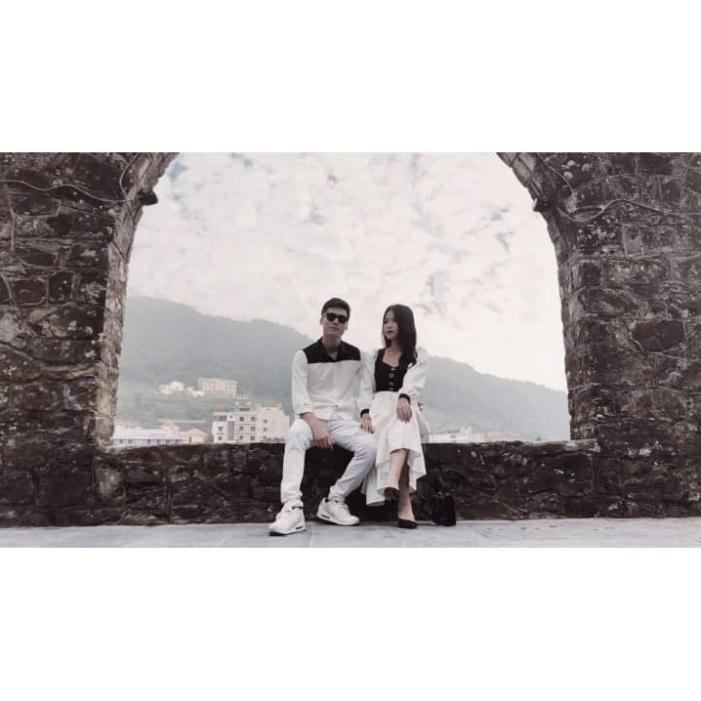 Áo đôi nam nữ - Set váy đuôi cá áo sơ mi tay dài cặp Hàn Quốc phối trắng đen -HQcouple- AV90