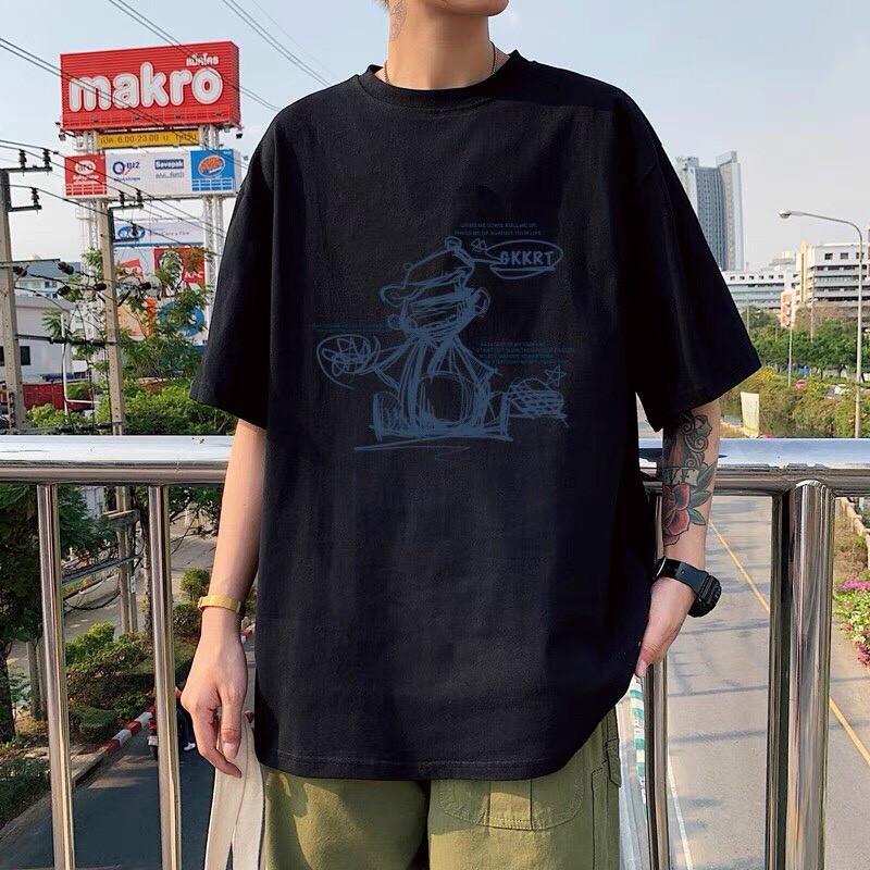 Hình ảnh Áo Thun Cotton OverSize Unisex Nam Nữ Form Rộng Tay Lỡ in Hoạt Hình Cute, Áo thun nam nữ tay lỡ form rộng Unisex Oversize T- shirt logo hoạt họa cute chất thun cotton co giãn thoáng mát form 50-70kg mặc