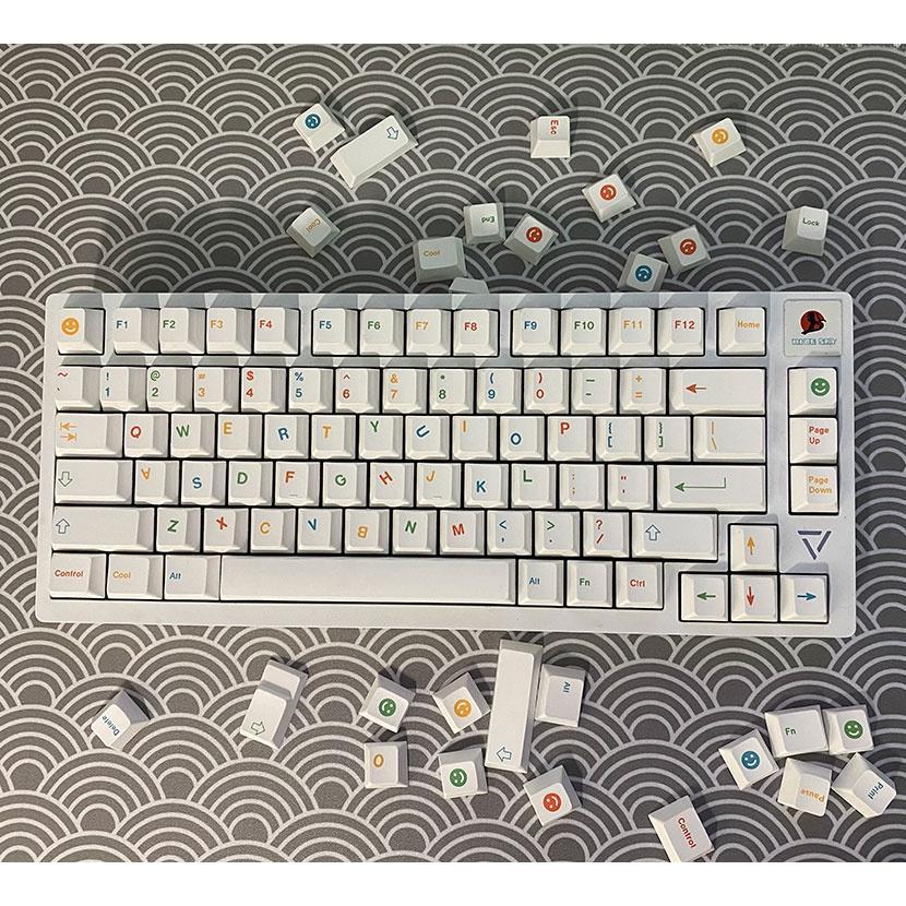 In stock /cherry profile Keycaps /Dye sublimation/ cool kids/Honor/minimalist white/pbt fabric for mechanical keyboard