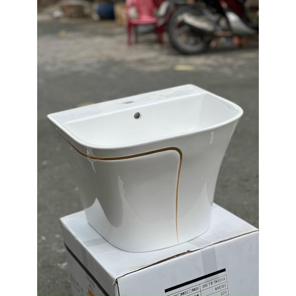 LAVABO TREO TƯỜNG  LIỀN KHỐI TRẮNG SỌC VÀNG