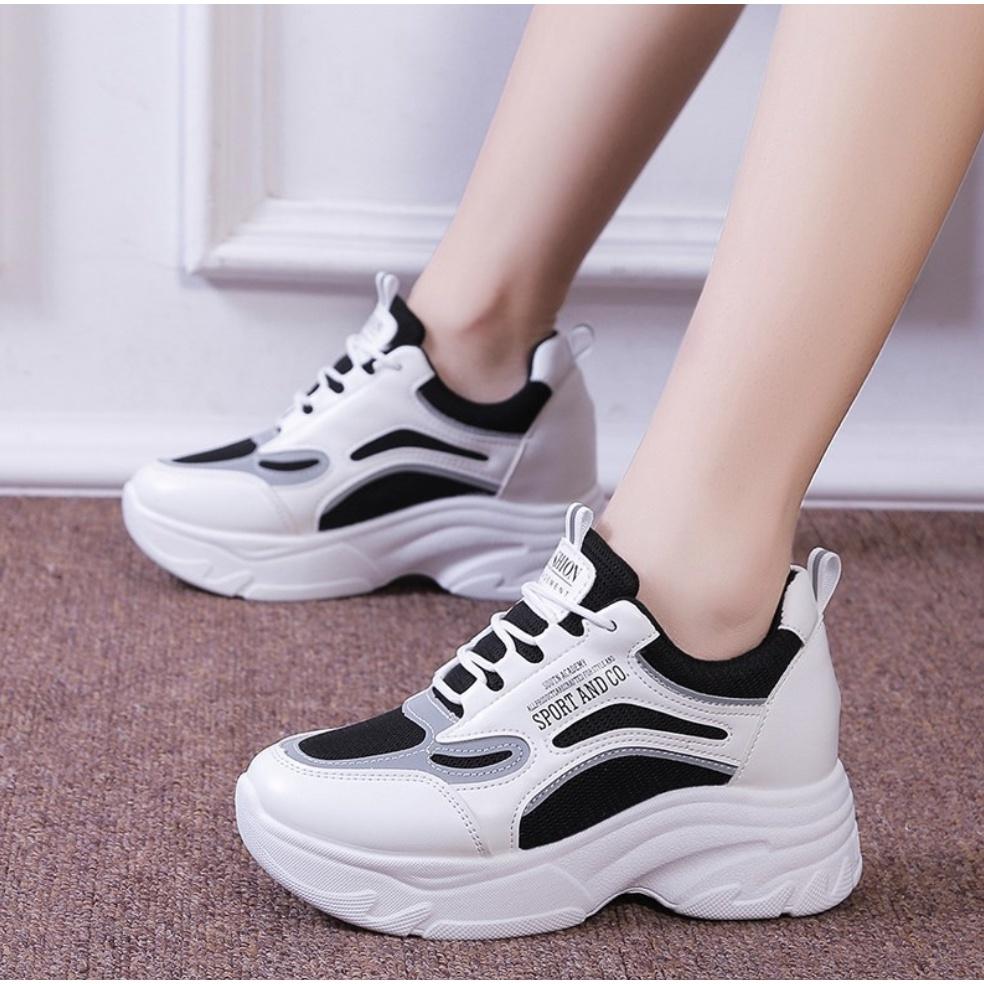 Giày Thể Thao Giày Sneaker Nữ phối đơn giản