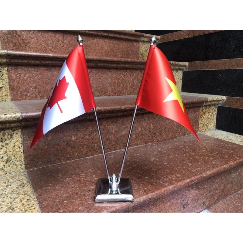 Cờ để bàn việt nam canada