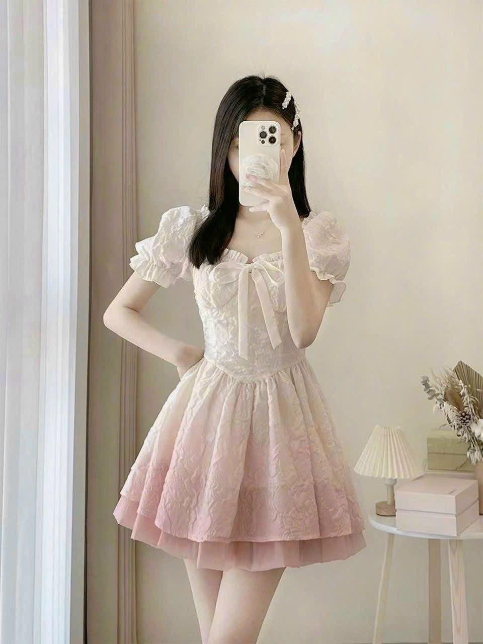 ĐẦM GẤM LOANG PHỐI TƠ CỔ BÈO CỘT NƠ MÀU Y HÌNH