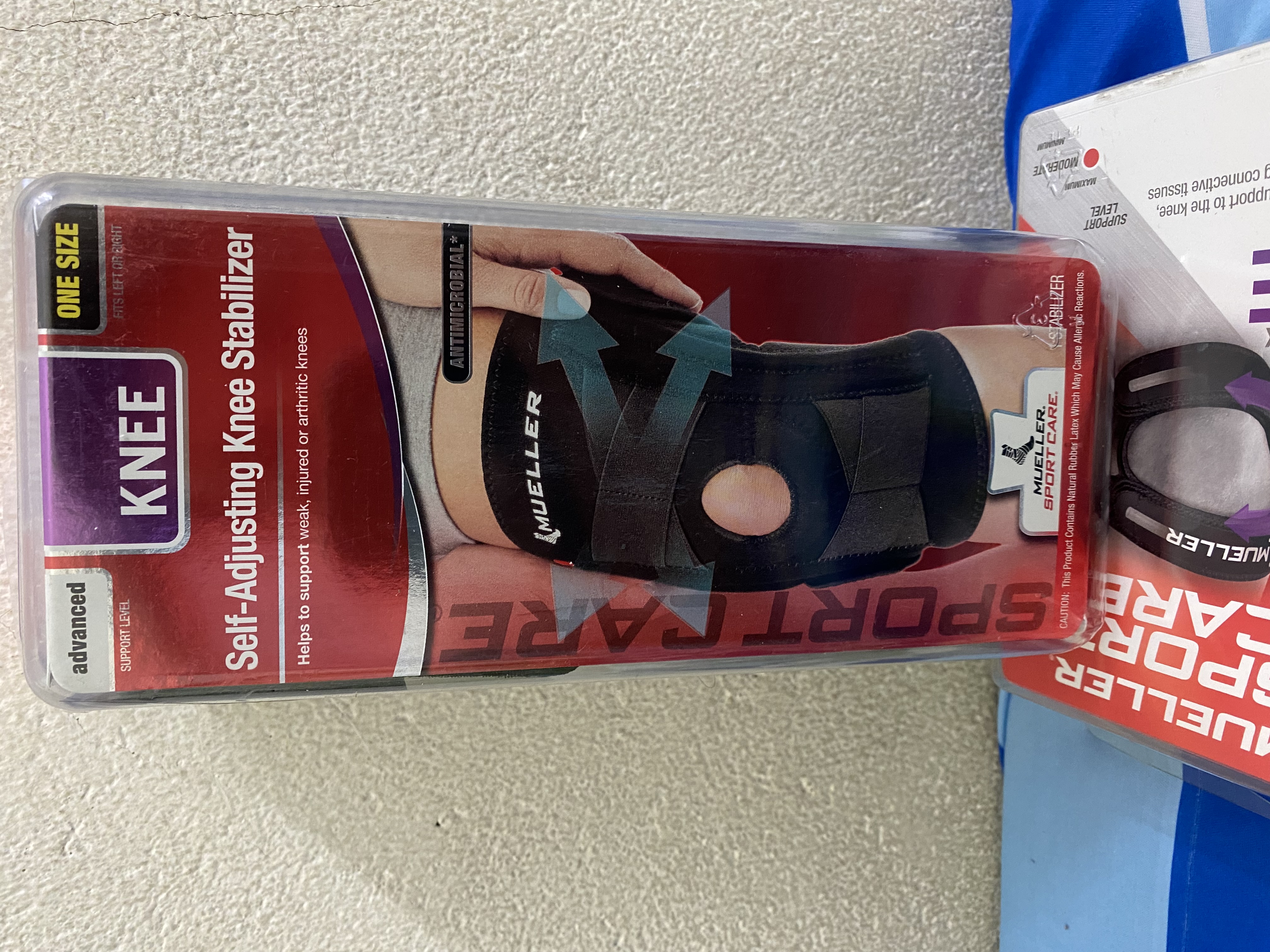 BĂNG MUELLER CỐ ĐỊNH ĐẦU GỐI TỰ ĐIỀU CHỈNH 56427(free size )