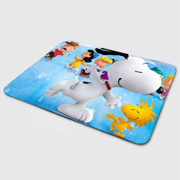 Miếng lót chuột mẫu Cún Snoopy Trượt Băng (20x24 cm) - Hàng Chính Hãng