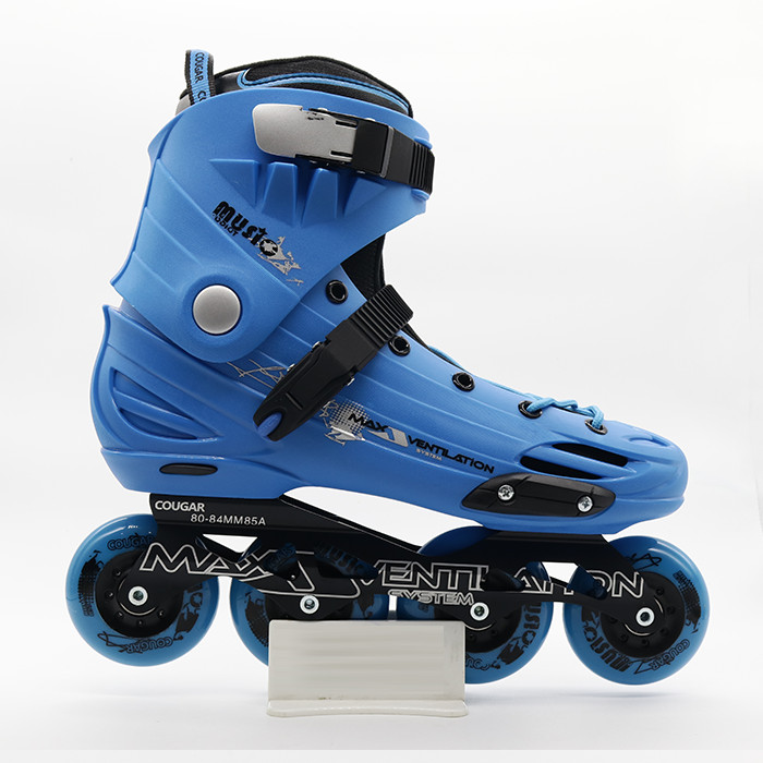 Giày Patin Cougar Typhoon 309