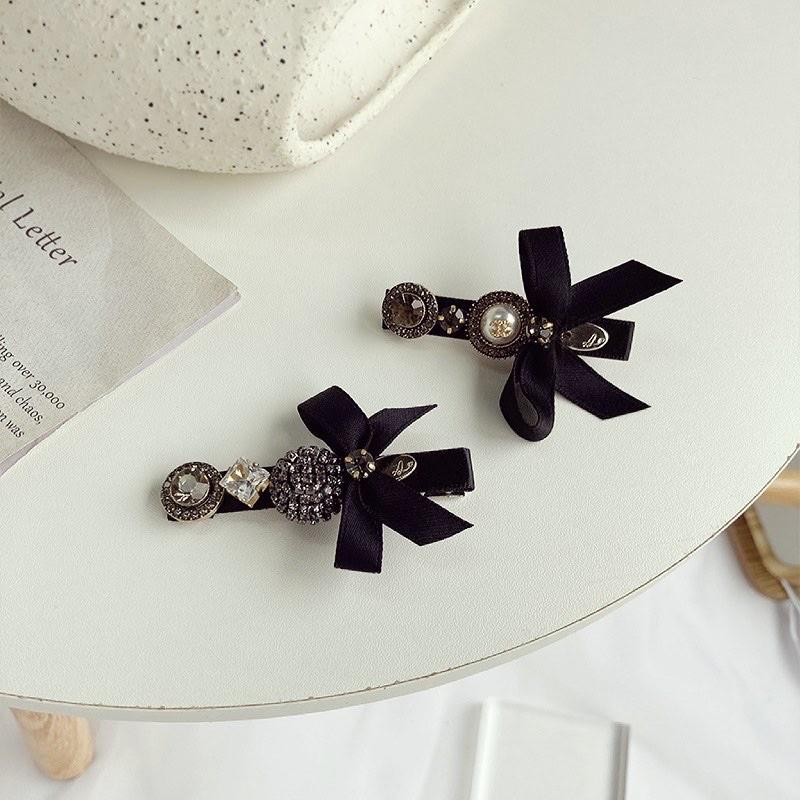 Kẹp nơ đá phong cách vintage tiểu thư