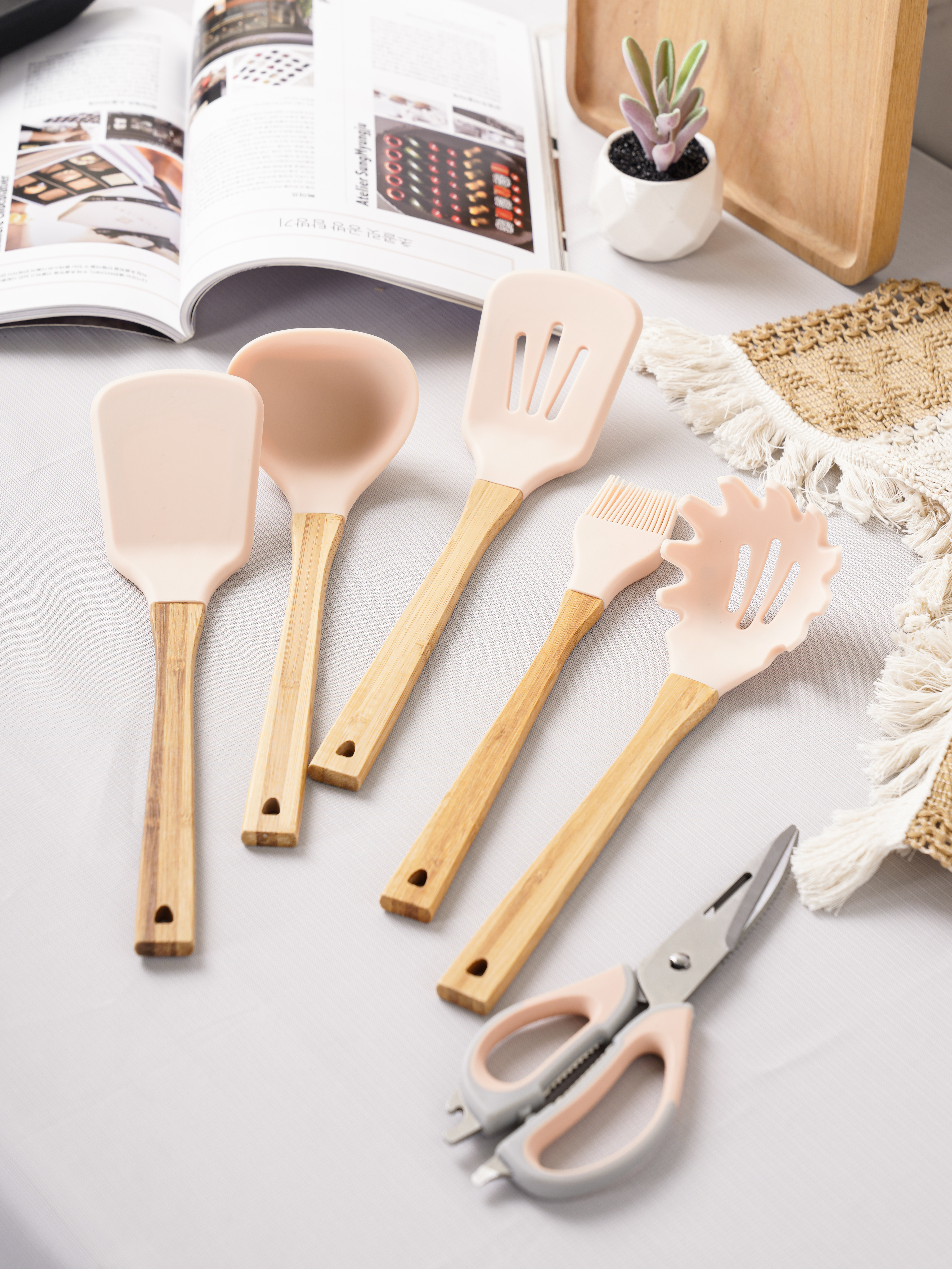 Vá dài Spaghetti SUNRISE cao cấp, chống bám mùi, dễ vệ sinh - Cobihome