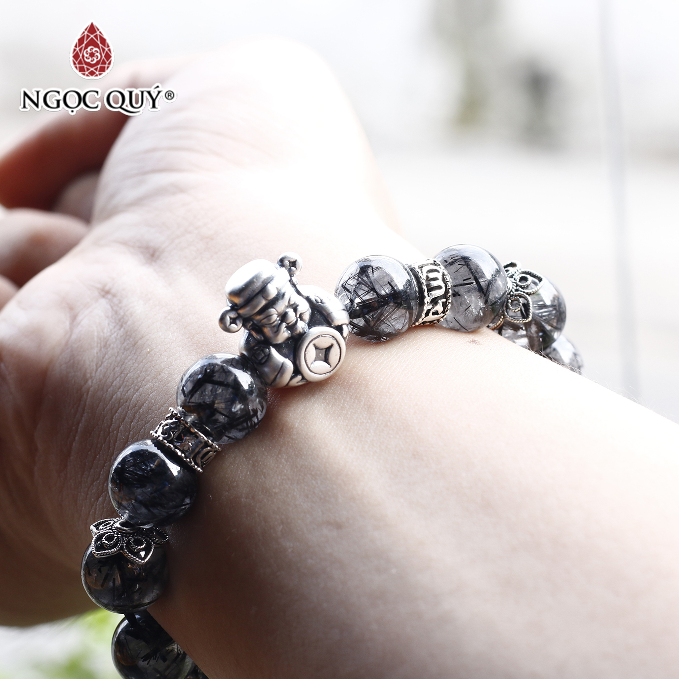 Vòng thạch anh tóc đen 12mm phối charm bạc thần tài mệnh thủy, mộc - Ngọc Quý Gemstones