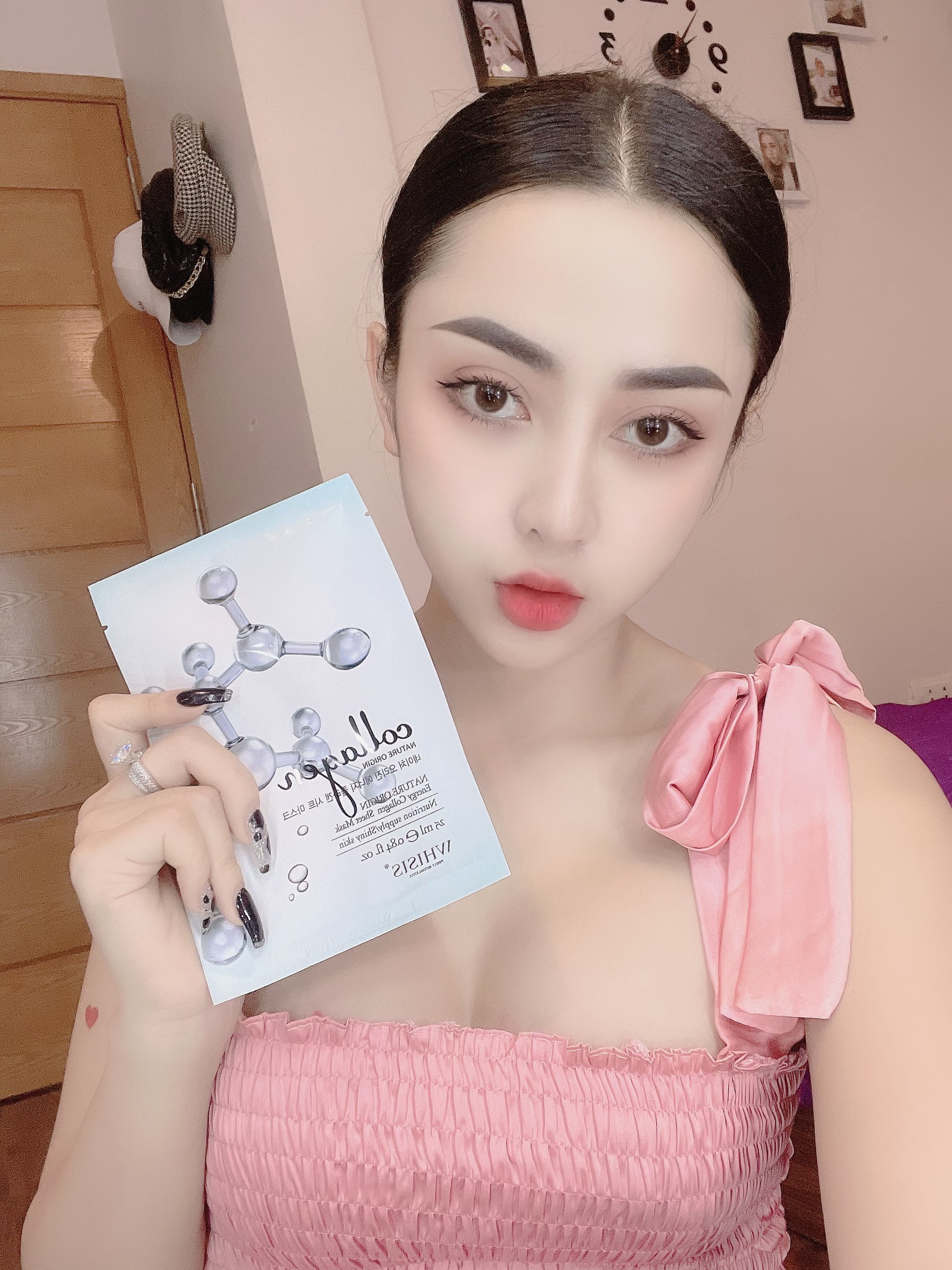 Mặt nạ Collagen Whisis Nature Origin Energy Sheet Mask giúp căng bóng và sáng da tự nhiên