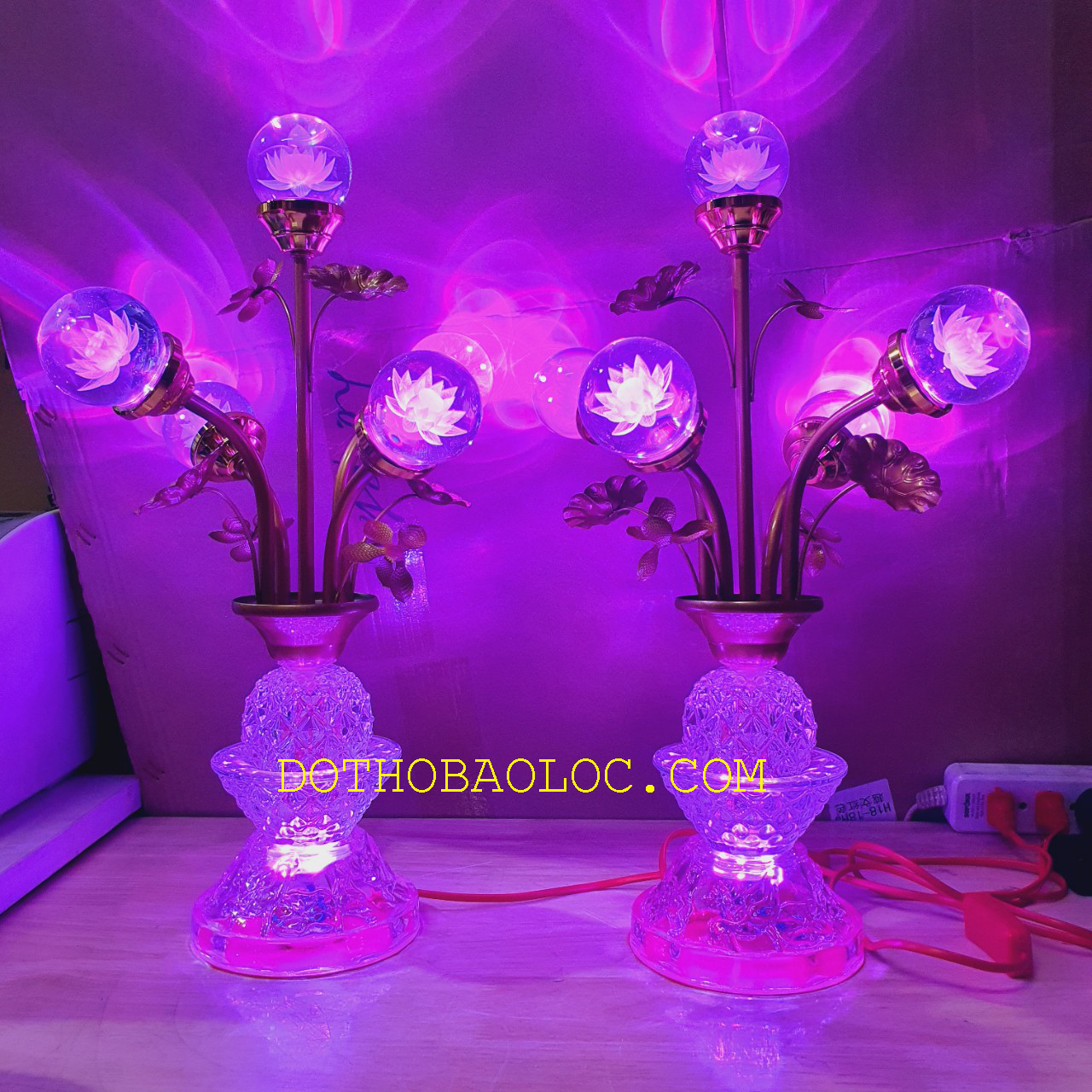 Cặp đèn quả cầu pha lê hoa sen Cao 47