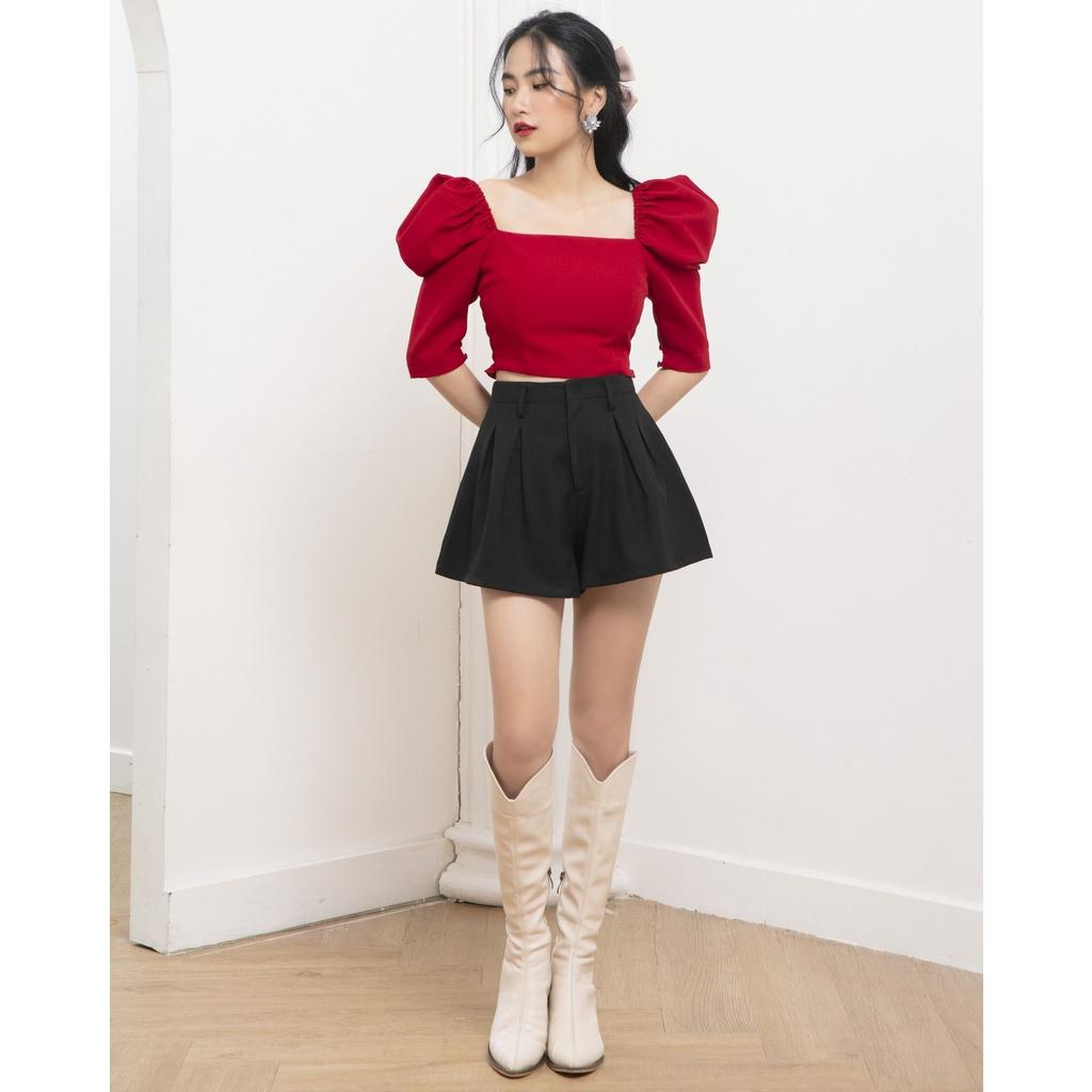 KIOBI – Áo kiểu Ari form croptop ôm cúp ngang ngực, tay phồng lửng nhún thun cổ điển, vải cotton Thái đỏ - KIA2061DO