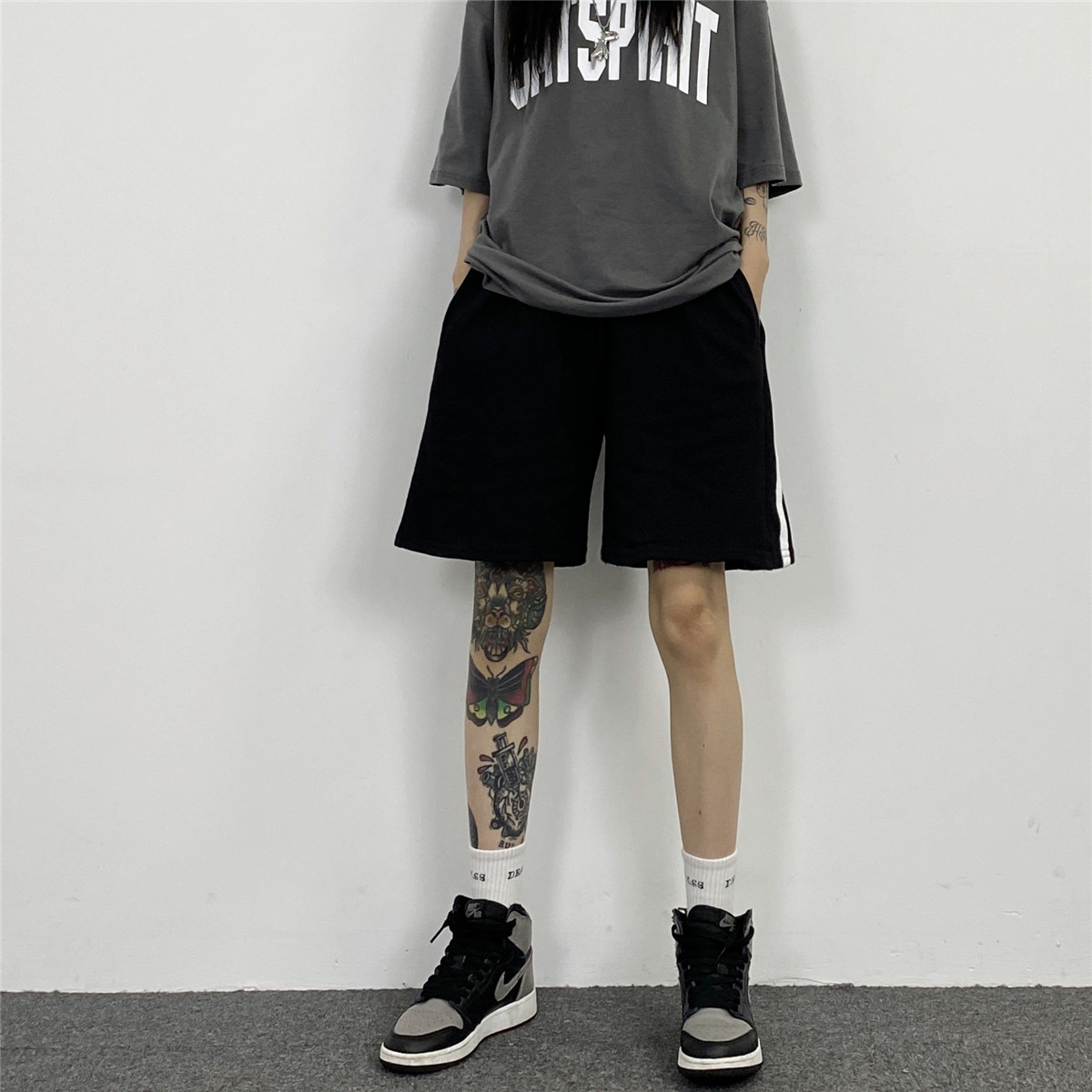Quần short 3 sọc nam nữ thể thao Yinxx, quần đùi unisex ba sọc vải da cá QS102