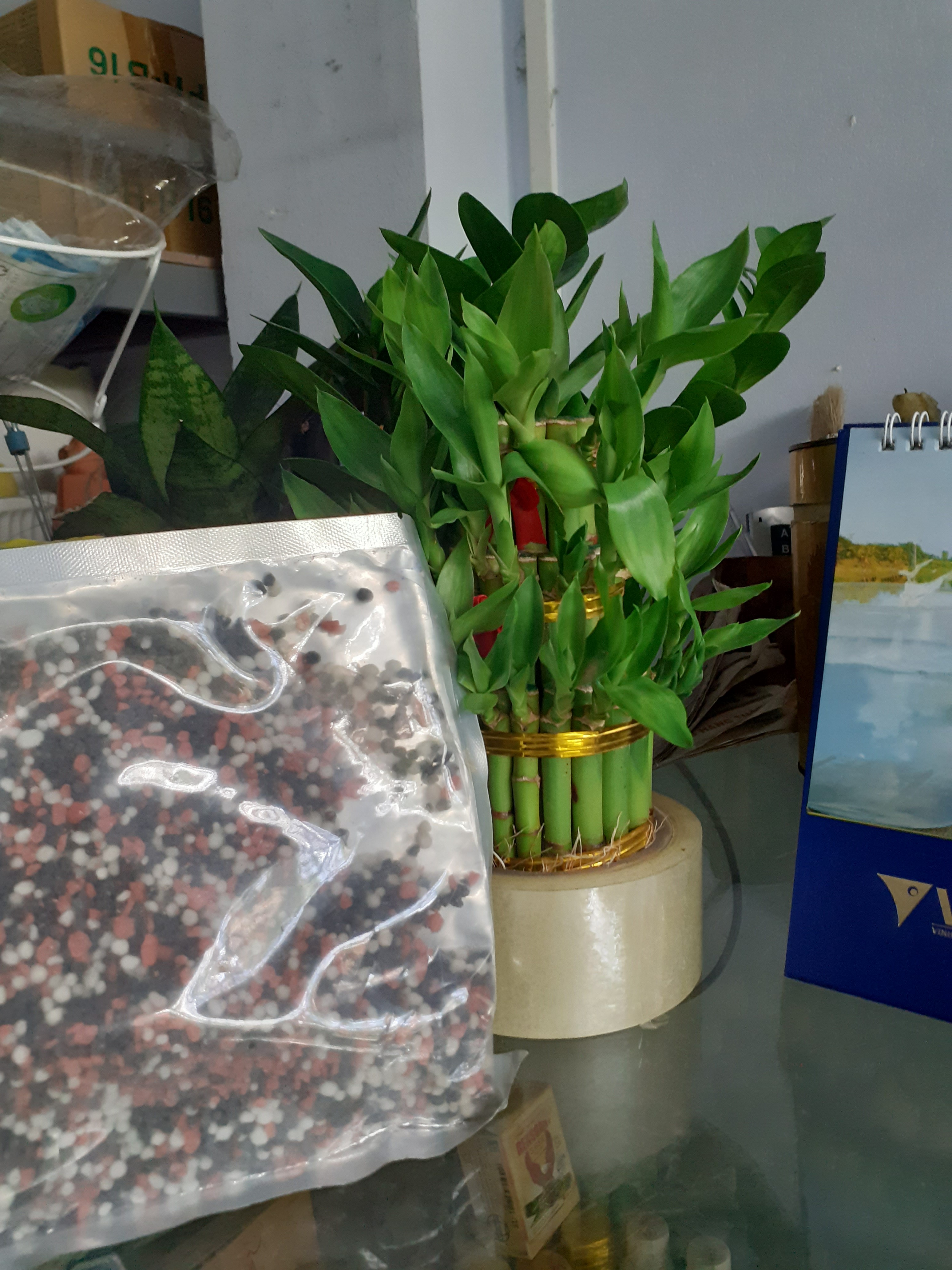 BỊCH 1 KÝ phân bón npk 20-20-15-TE