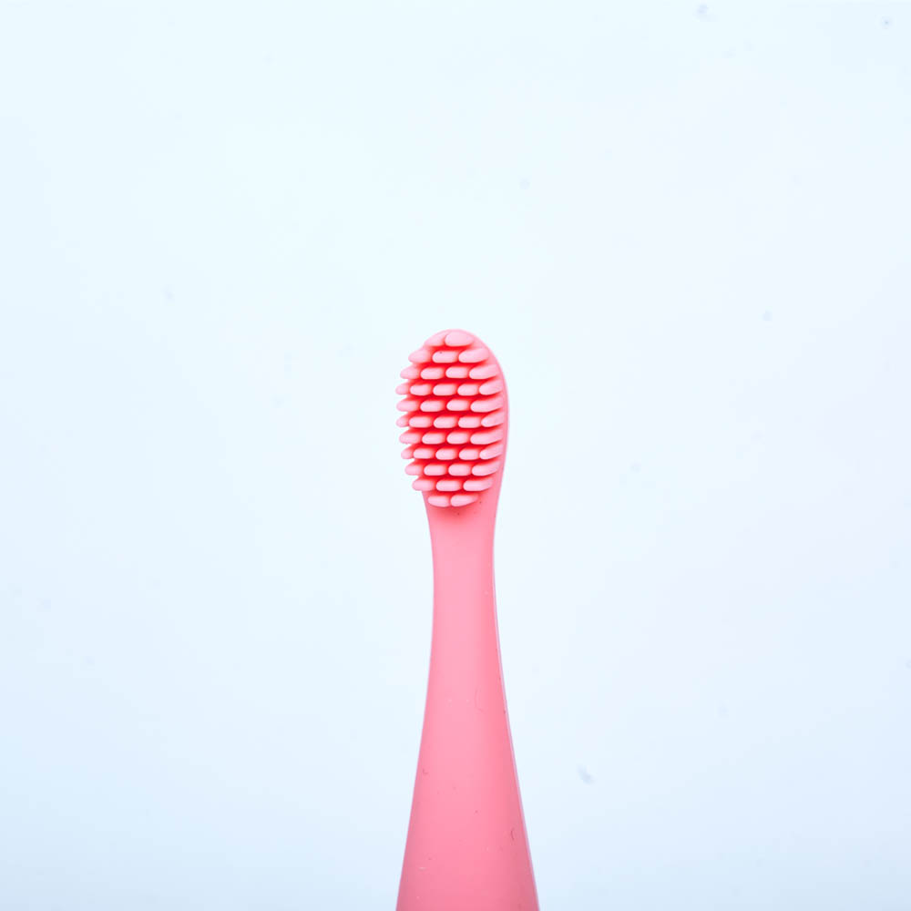 Bàn chải đánh răng silicon cho bé Marcus & Marcus, từ 2 tuổi