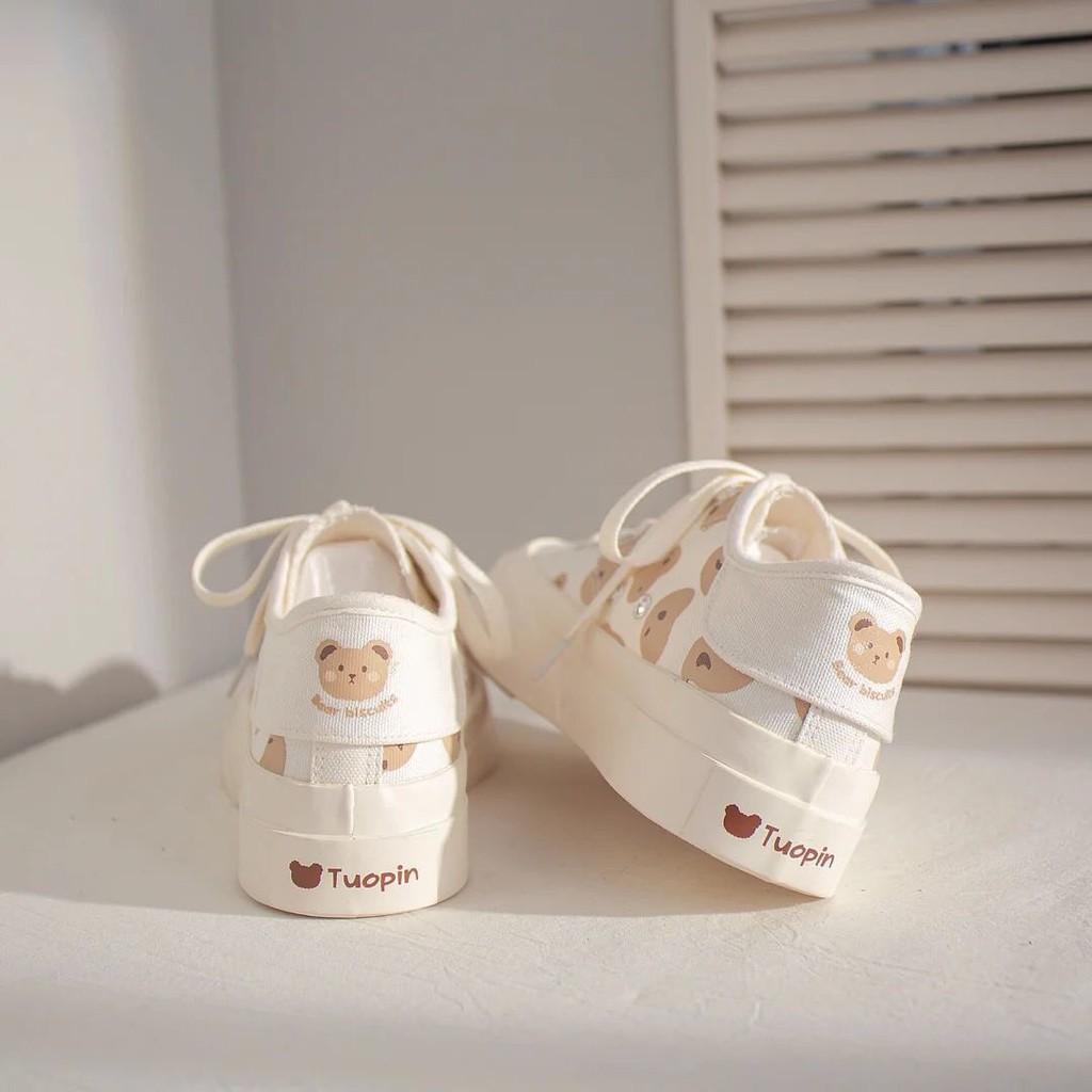 Giày sneaker họa tiết cute