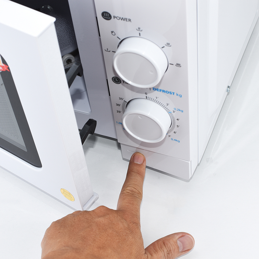 Lò vi sóng cơ Goldsun CK1102 - 20L