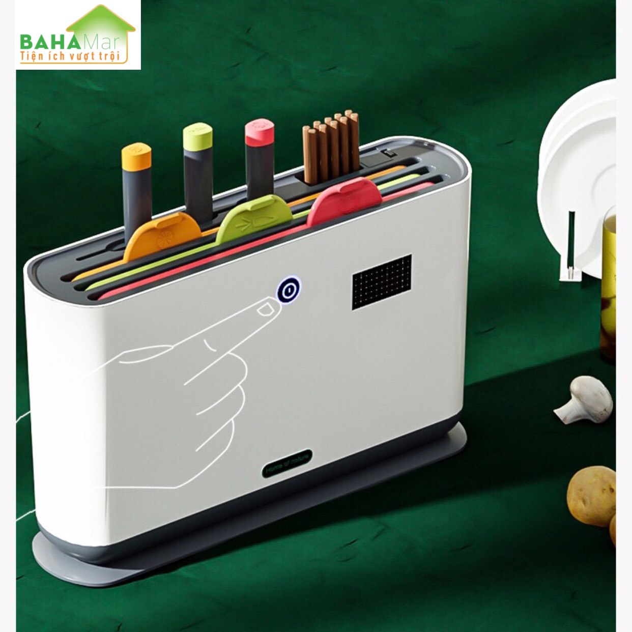 MÁY LÀM KHÔ TIỆT TRÙNG DAO THỚT BẰNG ÁNH SÁNG XANH UV CÓ SẠC NĂNG LƯỢNG MẶT TRỜI "BAHAMAR" Có sạc năng lượng ánh sáng, có hệ thống khử trùng bằng ánh sáng xanh, làm khô bằng không khí