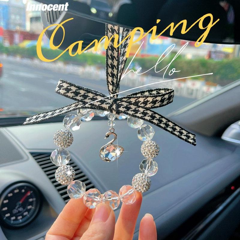 Dây Treo Hình Thiên Nga Đính Đá Pha Lê Cao Cấp Dễ Thương Trang Trí Gương Chiếu Hậu Xe Hơi