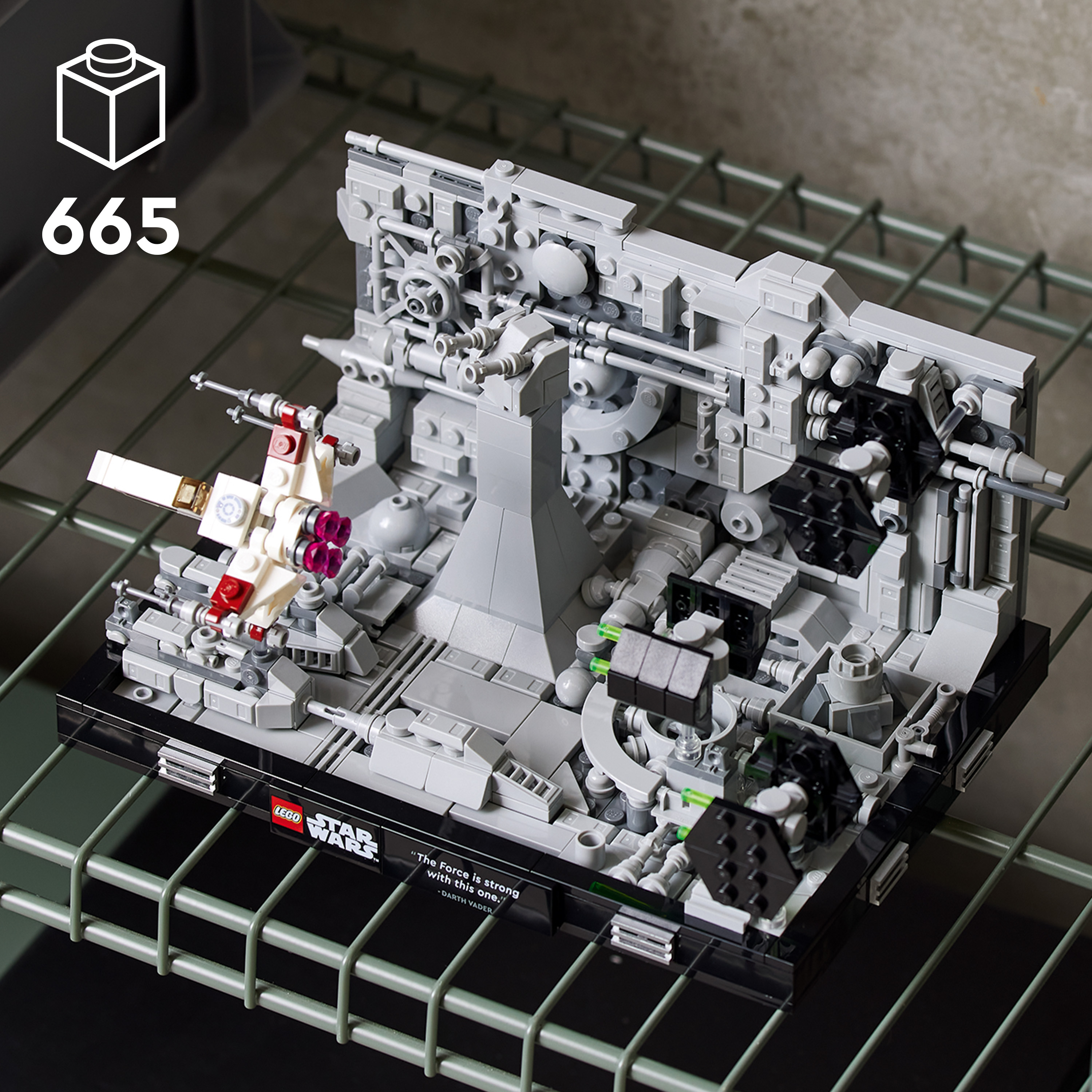 LEGO Star Wars 75329 Cuộc Truy Đuổi Tại Death Star (666 chi tiết)