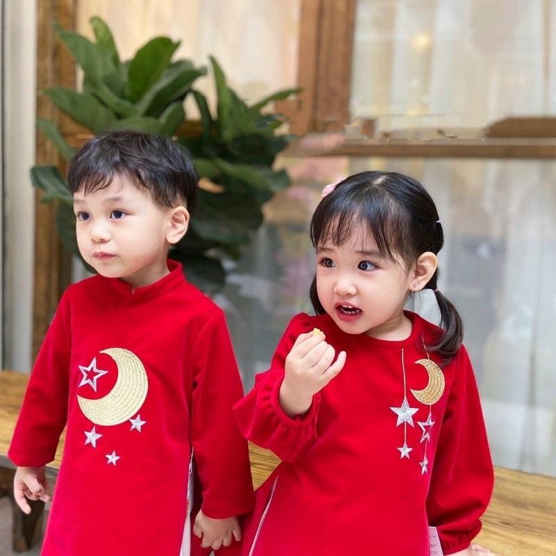 Áo dài nhung thêu hình trăng sao cho bé yêu