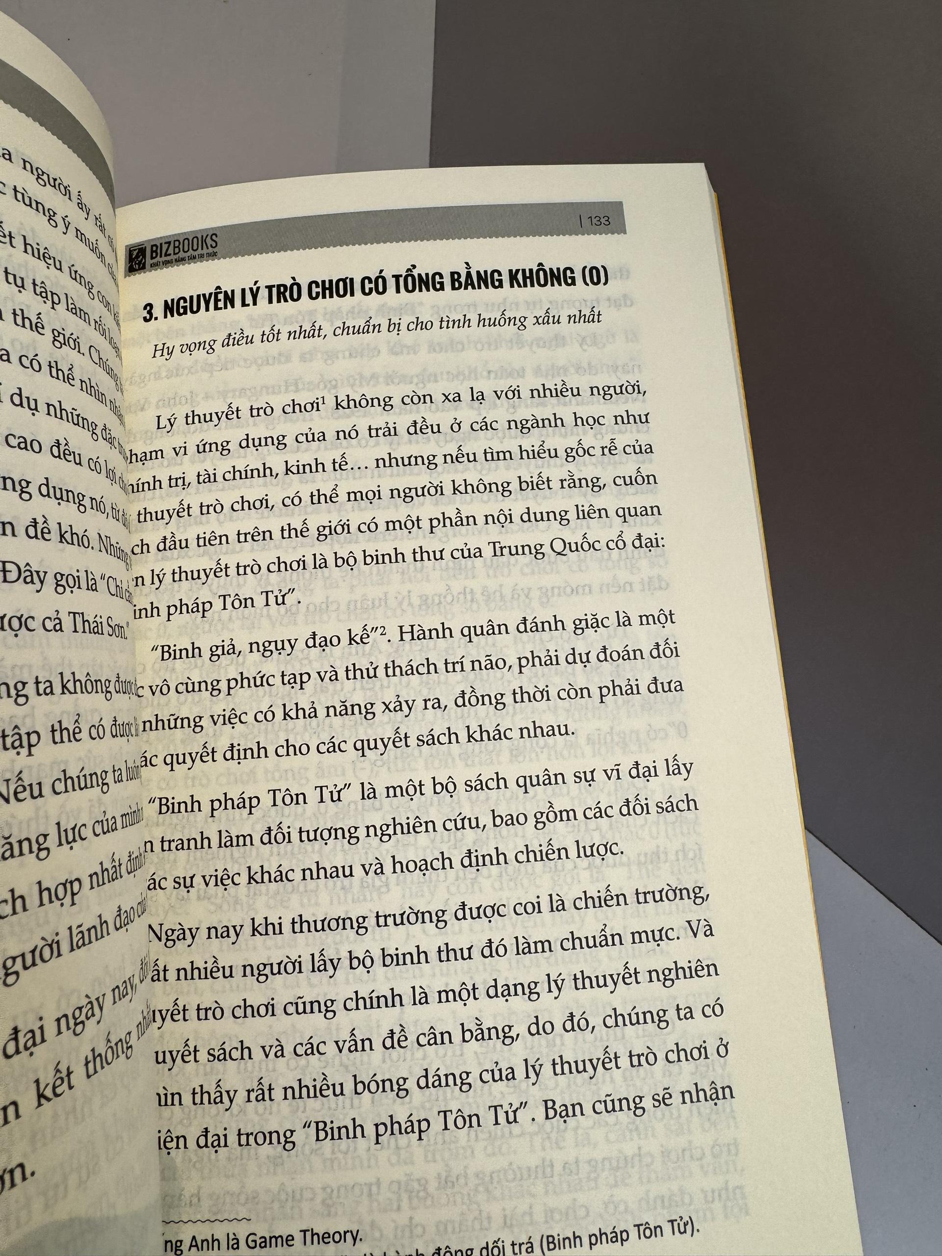 ĐỊNH LUẬT PETER – NHỮNG QUY LUẬT TÂM LÝ THAO TÚNG SUY NGHĨ VÀ HÀNH ĐỘNG CỦA CHÚNG TA - Bao Sở Đình – Bizbooks - NXB Hồng Đức
