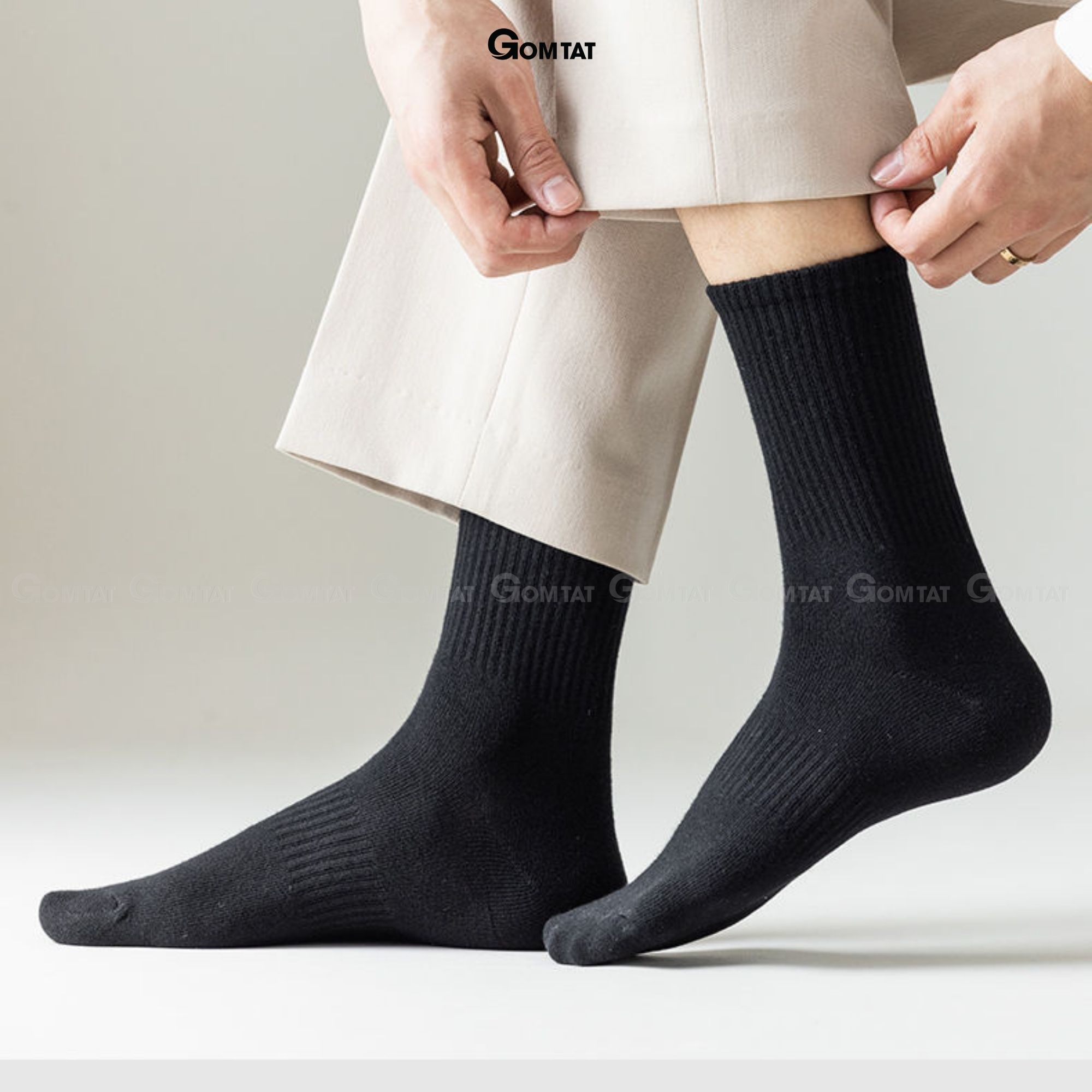 Tất vớ cao cổ chất liệu cotton, thiết kế thoáng khí - GOMTAT-KLB-TRONCAO-GANTAM
