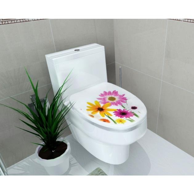 Decal dán Toilet - hình Chú Bò đen xinh xắn