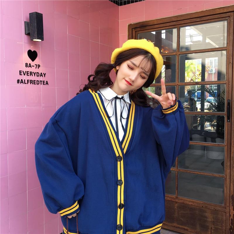 Áo CARDIGAN ĐEN THÊU TAY
