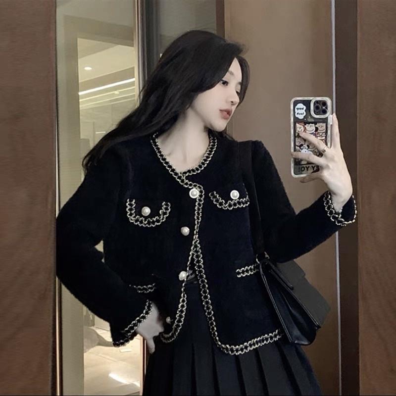 Áo khoác len nữ cardigan tay dài khoác dạ lông thỏ 2 màu đen trắng cúc ngọc cổ tròn dáng ngắn kiểu Hàn Quốc D-7