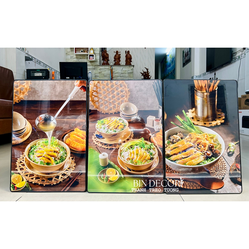 (CÓ ẢNH THẬT) Tranh treo tường trang trí decor quán phở gà 2 bo viền tranh tặng kèm đinh treo