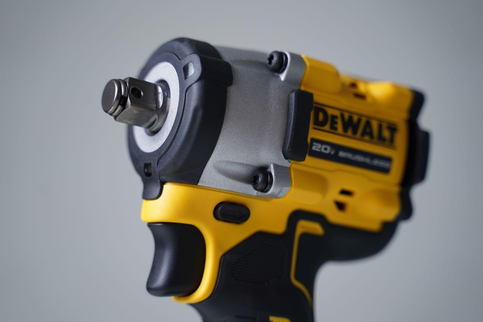 MÁY SIẾT BULONG CẦM TAY 20V DEWALT DCF921P1 - HÀNG CHÍNH HÃNG