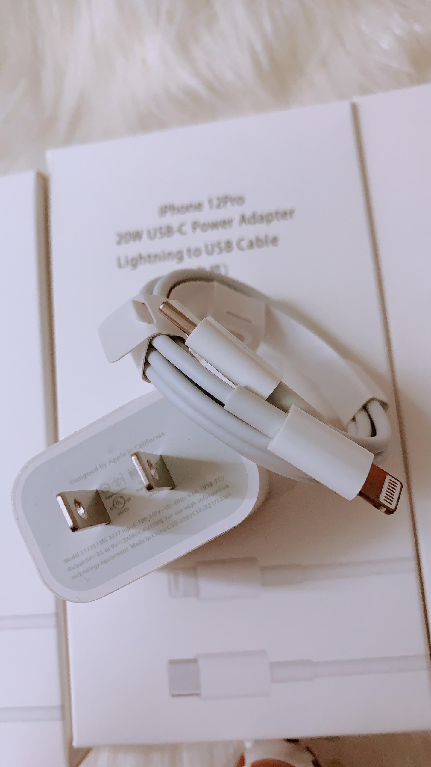 Bộ củ sạc nhanh iphone 20W Cho Iphone, Ipad + Cáp Sạc Nhanh USB-C To Lightning - Hàng nhập khẩu - CAP0002W