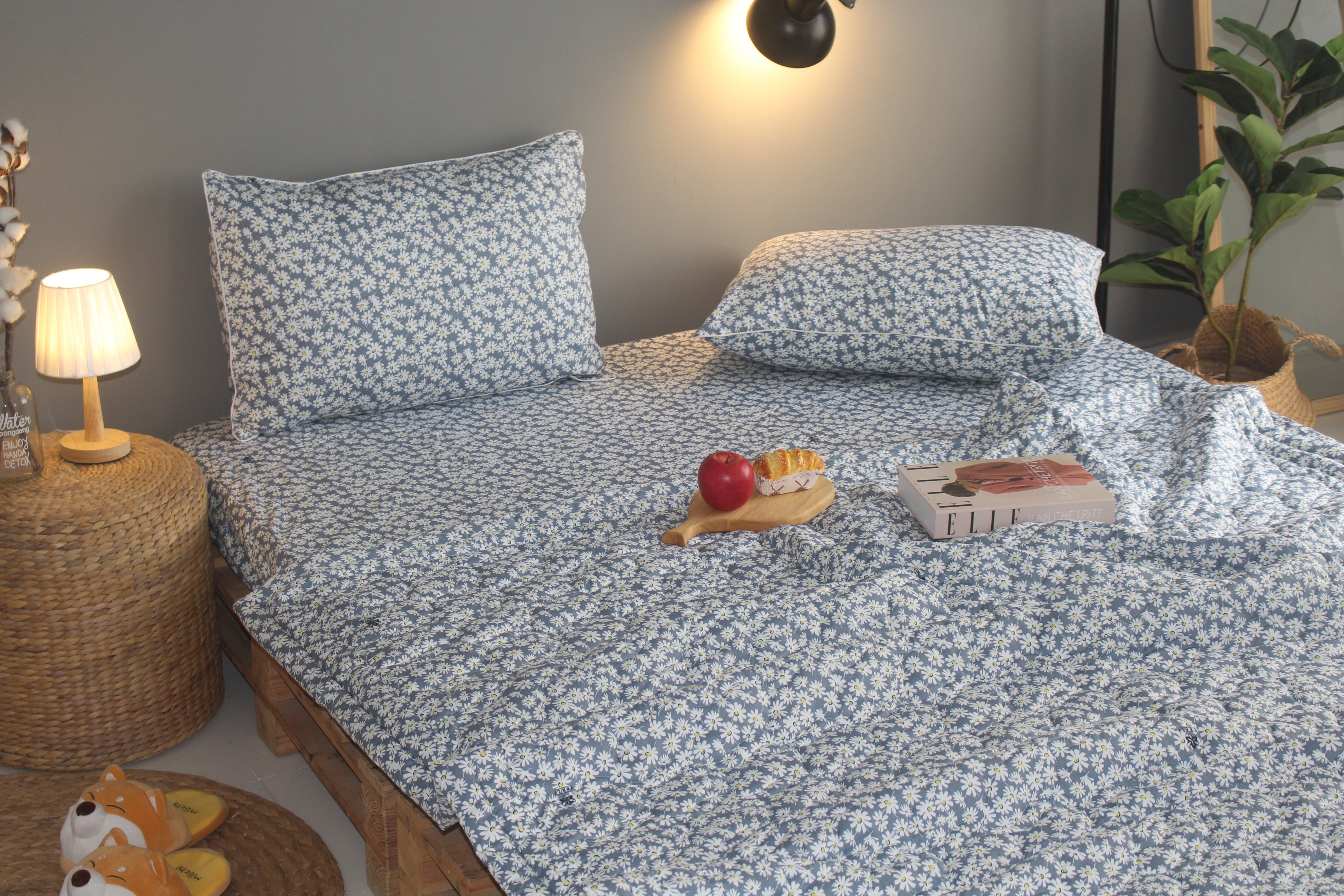 Bộ drap gối KHA LY - 100% cotton thiên nhiên - VN322 Cúc Họa Mi Xám Nhạt Vải dày dặn mát mẻ siêu thấm mồ hôi